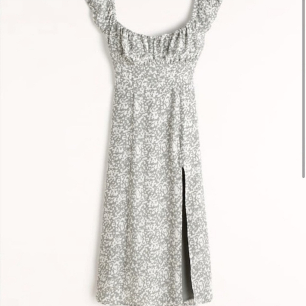 Abercrombie Sage Green and White Cap Sleeve Midi Dress - Size Small